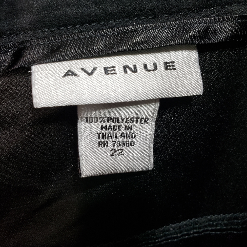 Avenue Black Faux Suede Long Skirt Size 22. Slits - Picture 5 of 6